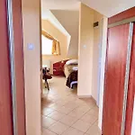 Pod Szumiacym Debem Séjour chez l'habitant Gąski