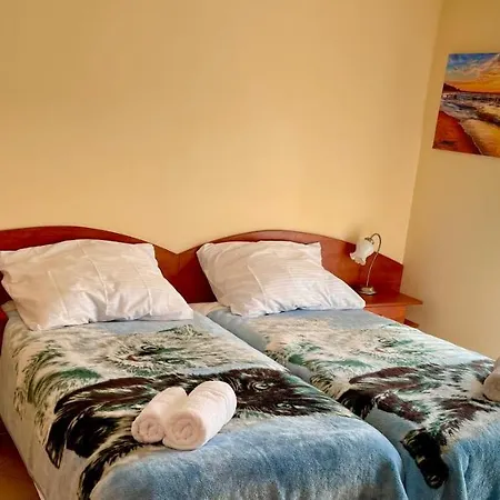 Pod Szumiacym Debem Homestay