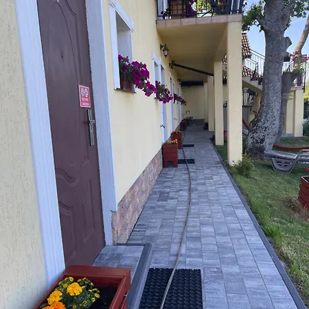 Pod Szumiacym Debem Gaski (Koszalin)