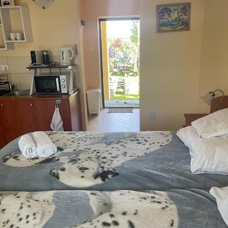 Pod Szumiacym Debem * Гонски