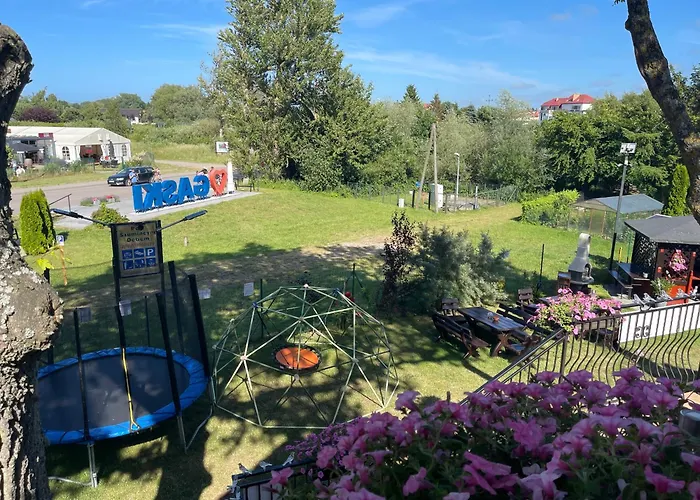 Pod Szumiacym Debem Гонски