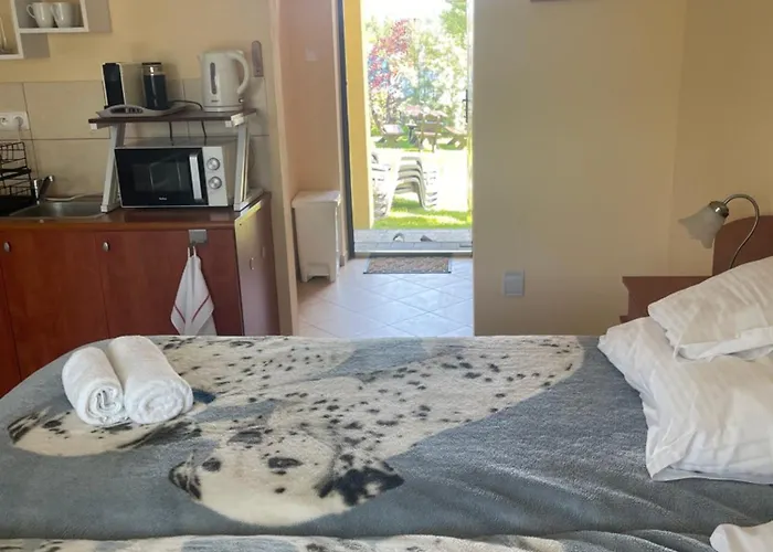 Pod Szumiacym Debem * Гонски